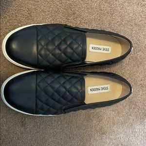 Steve Madden slip on shoes